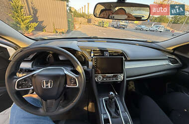 Седан Honda Civic 2015 в 