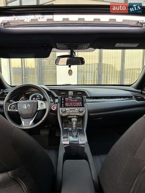 Хетчбек Honda Civic 2017 в Луцьку