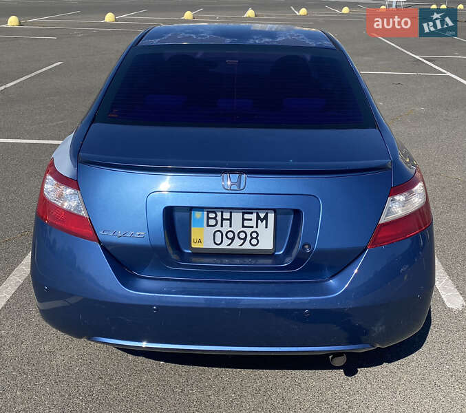 Купе Honda Civic 2005 в Киеве фото 3 Купе Honda Civic 2005 в Киеве