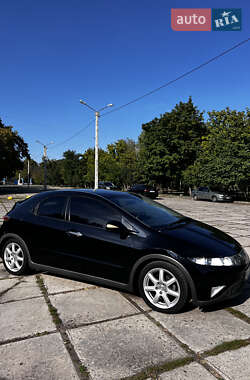 Хэтчбек Honda Civic 2008 в 