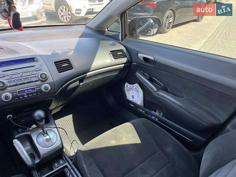 Седан Honda Civic 2008 в Львові