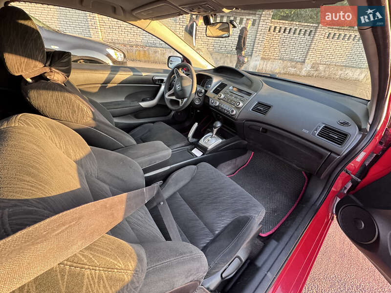 Купе Honda Civic 2006 в Виннице