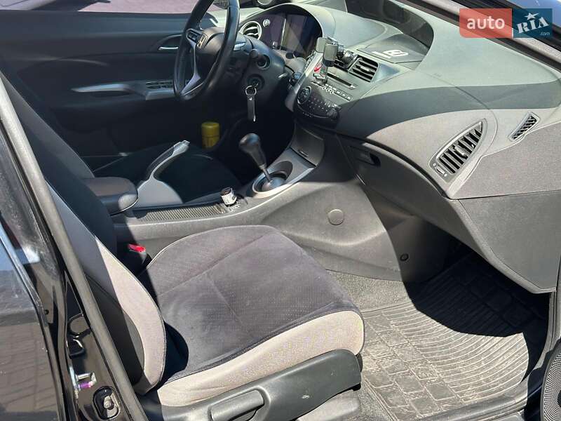 Хэтчбек Honda Civic 2008 в Одессе