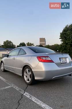 Купе Honda Civic 2006 в 