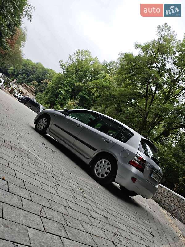 Хэтчбек Honda Civic 2004 в Львове