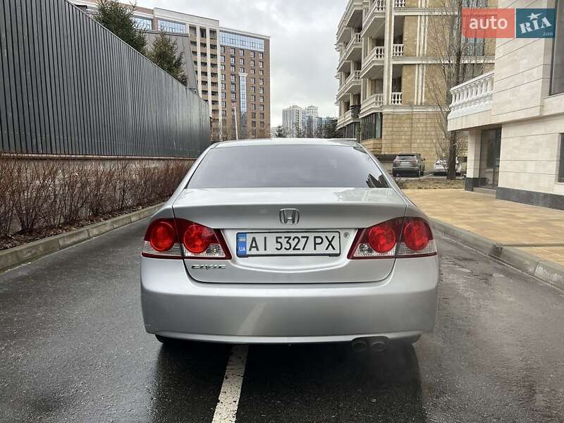 Седан Honda Civic 2008 в Киеве