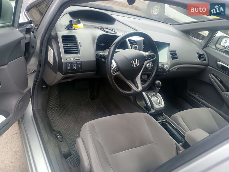 Седан Honda Civic 2006 в Ровно