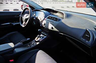 Хэтчбек Honda Civic 2010 в 