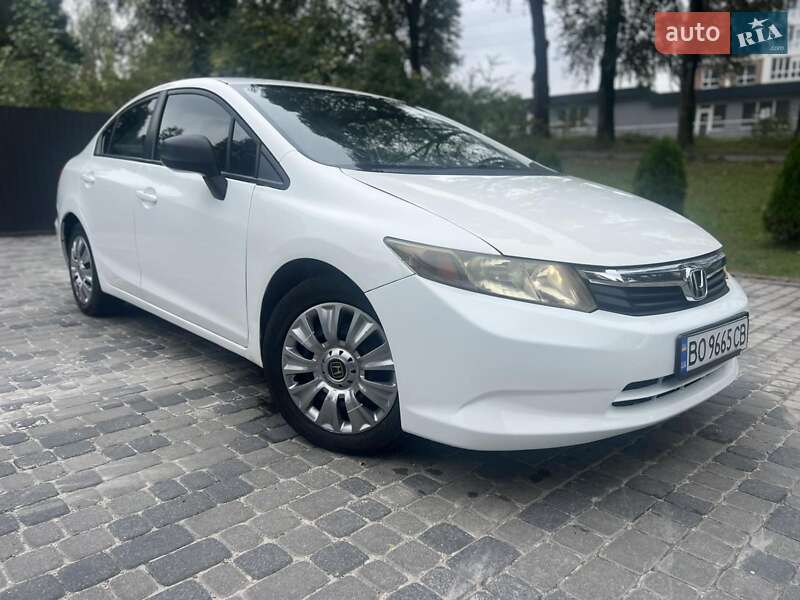 Седан Honda Civic 2012 в Тернополе