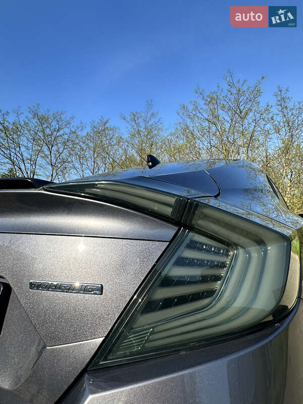 Седан Honda Civic 2019 в Киеве