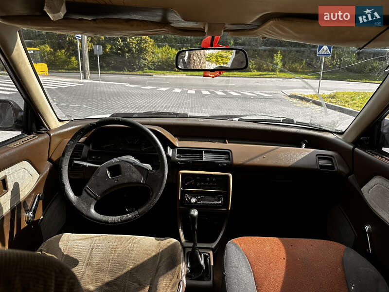 Седан Honda Civic 1988 в Луцке