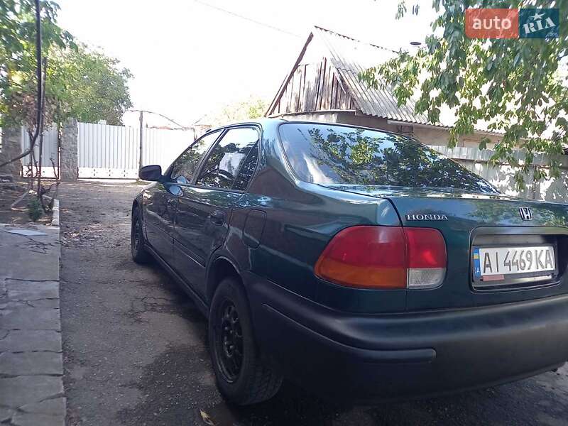 Седан Honda Civic 1998 в Первомайську