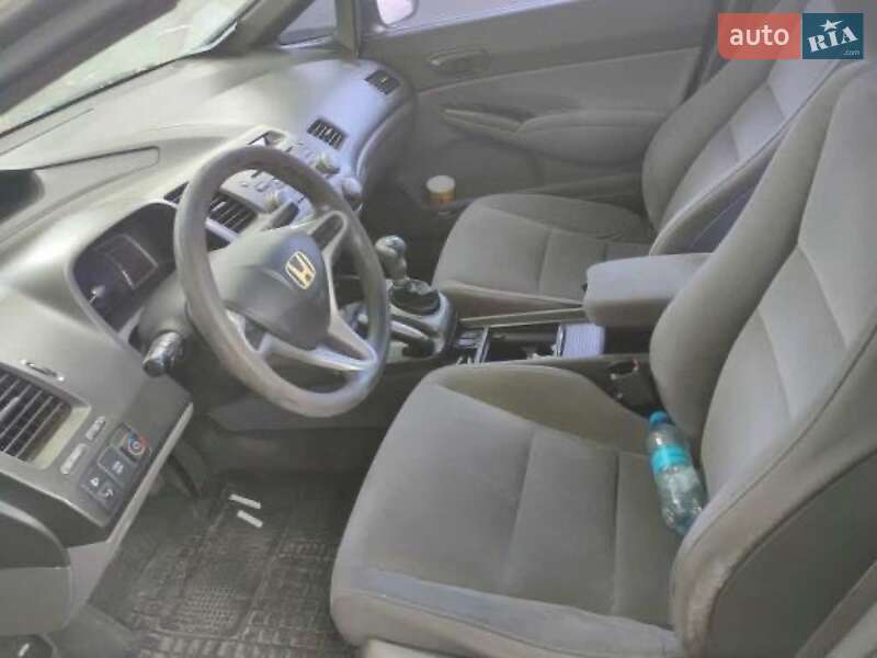 Седан Honda Civic 2007 в Киеве