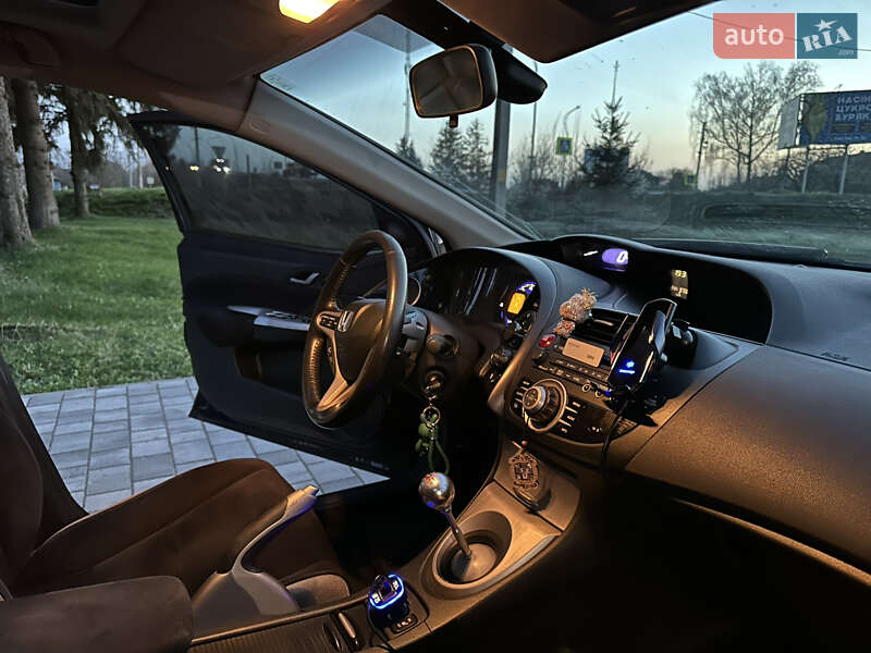 Хэтчбек Honda Civic 2007 в Староконстантинове
