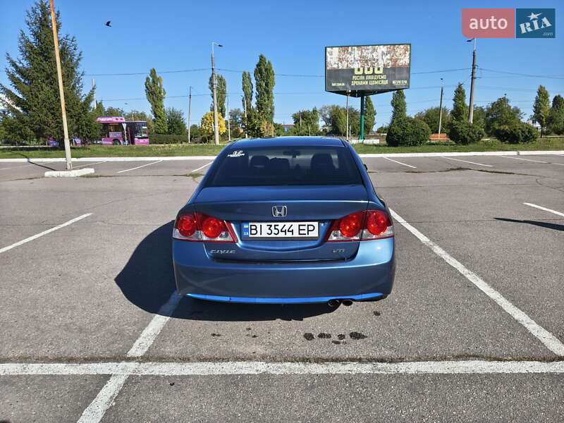 Седан Honda Civic 2008 в Кременчуці