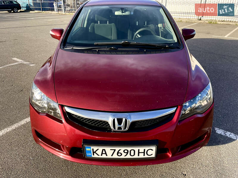 Седан Honda Civic 2011 в Киеве