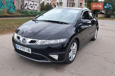 Хэтчбек Honda Civic 2010 в Харькове