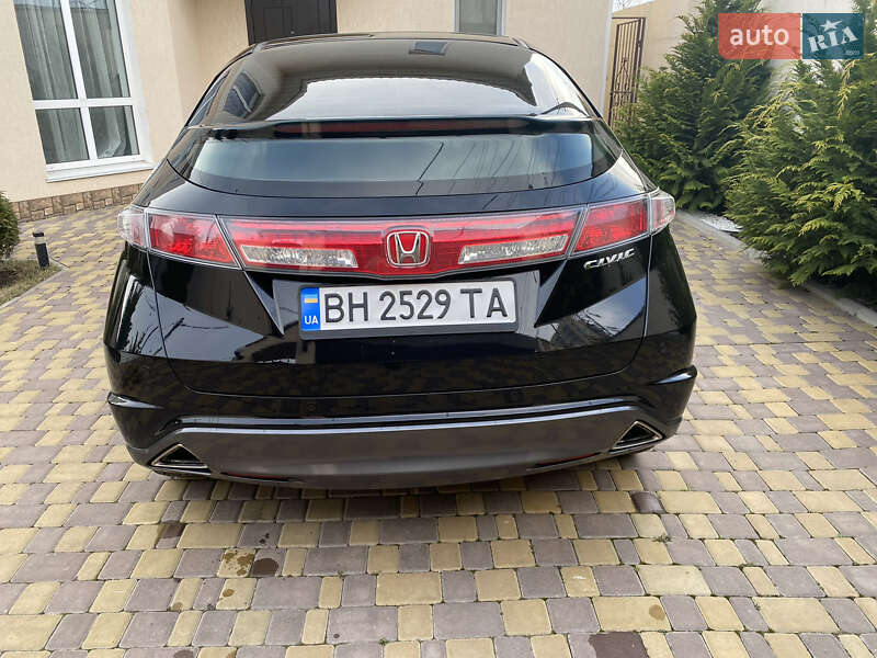 Хэтчбек Honda Civic 2008 в Одессе