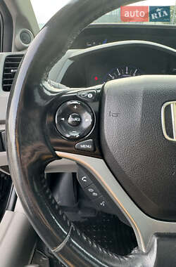 Седан Honda Civic 2012 в 