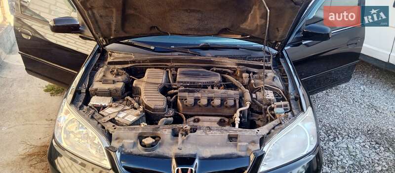 Седан Honda Civic 2004 в Кривому Розі