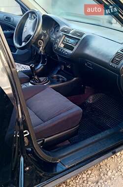 Седан Honda Civic 2004 в 