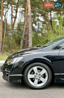 Седан Honda Civic 2010 в 