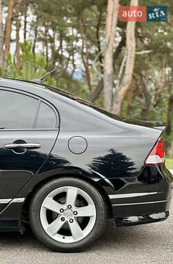 Седан Honda Civic 2010 в 