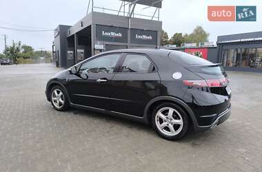 Хэтчбек Honda Civic 2008 в 
