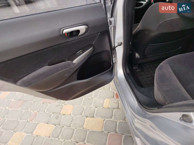 Седан Honda Civic 2007 в Тернополі фото 11 Седан Honda Civic 2007 в Тернополі