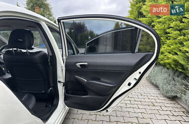 Седан Honda Civic 2009 в 