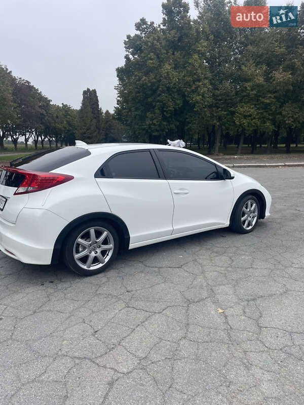 Хэтчбек Honda Civic 2012 в Владимире фото 4 Хэтчбек Honda Civic 2012 в Владимире