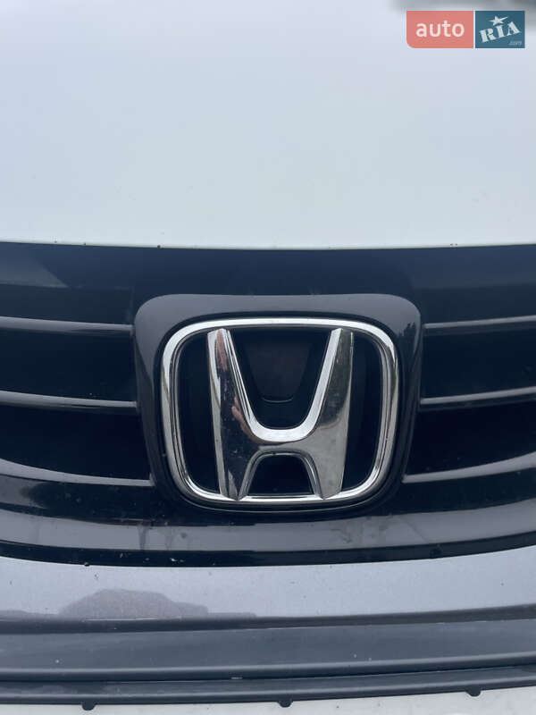 Хэтчбек Honda Civic 2012 в Владимире фото 20 Хэтчбек Honda Civic 2012 в Владимире