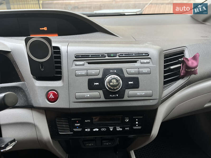 Седан Honda Civic 2012 в Киеве