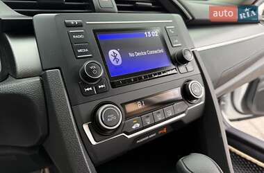 Седан Honda Civic 2017 в 