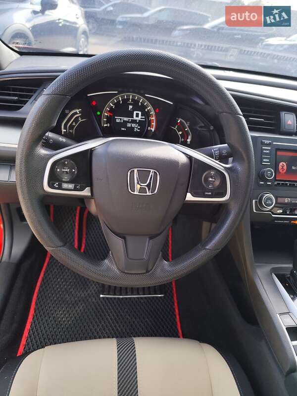 Купе Honda Civic 2017 в Чернигове