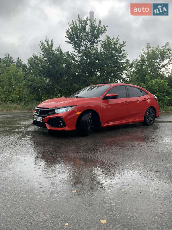 Хэтчбек Honda Civic 2017 в Харькове