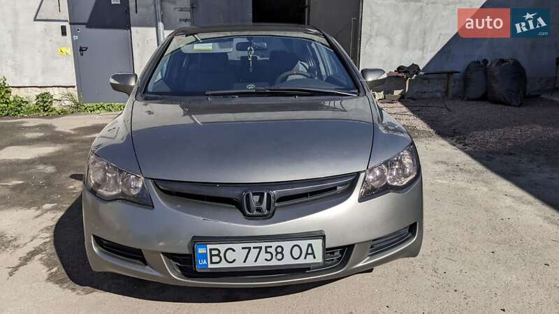 Седан Honda Civic 2006 в Львові