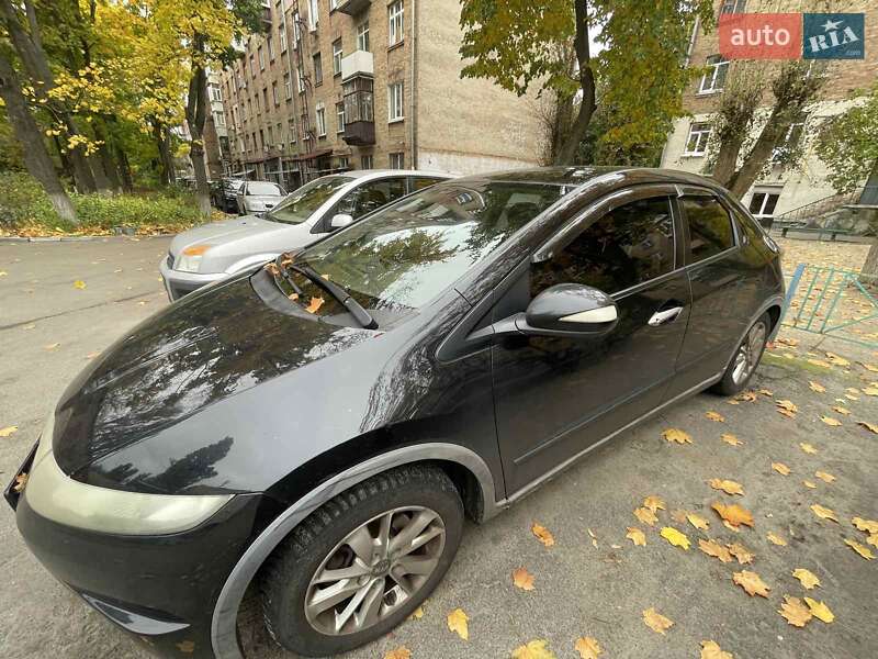 Хэтчбек Honda Civic 2008 в 