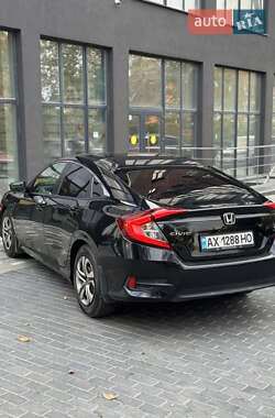 Седан Honda Civic 2015 в 