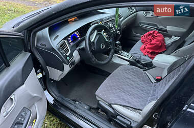 Седан Honda Civic 2013 в  фото 6 Седан Honda Civic 2013 в