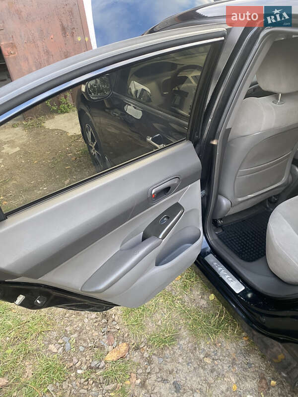 Седан Honda Civic 2007 в Тернополі