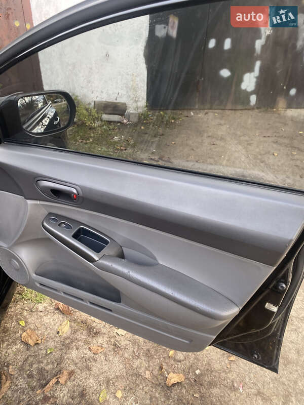 Седан Honda Civic 2007 в Тернополі
