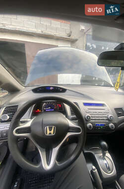 Седан Honda Civic 2007 в  фото 26 Седан Honda Civic 2007 в