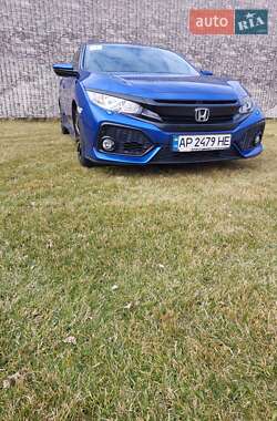 Хетчбек Honda Civic 2018 в Запоріжжі