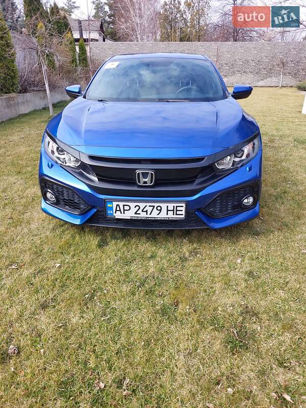Хетчбек Honda Civic 2018 в Запоріжжі