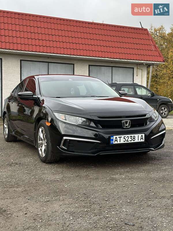 Седан Honda Civic 2019 в Івано-Франківську