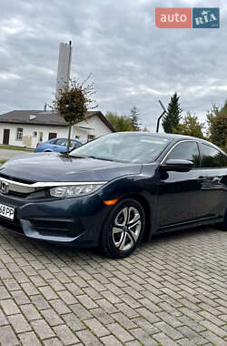 Седан Honda Civic 2016 в 