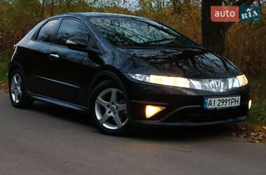 Хэтчбек Honda Civic 2006 в 