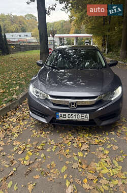Седан Honda Civic 2015 в Виннице