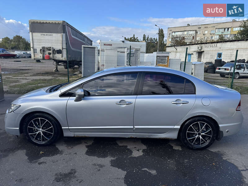 Седан Honda Civic 2006 в Одесі